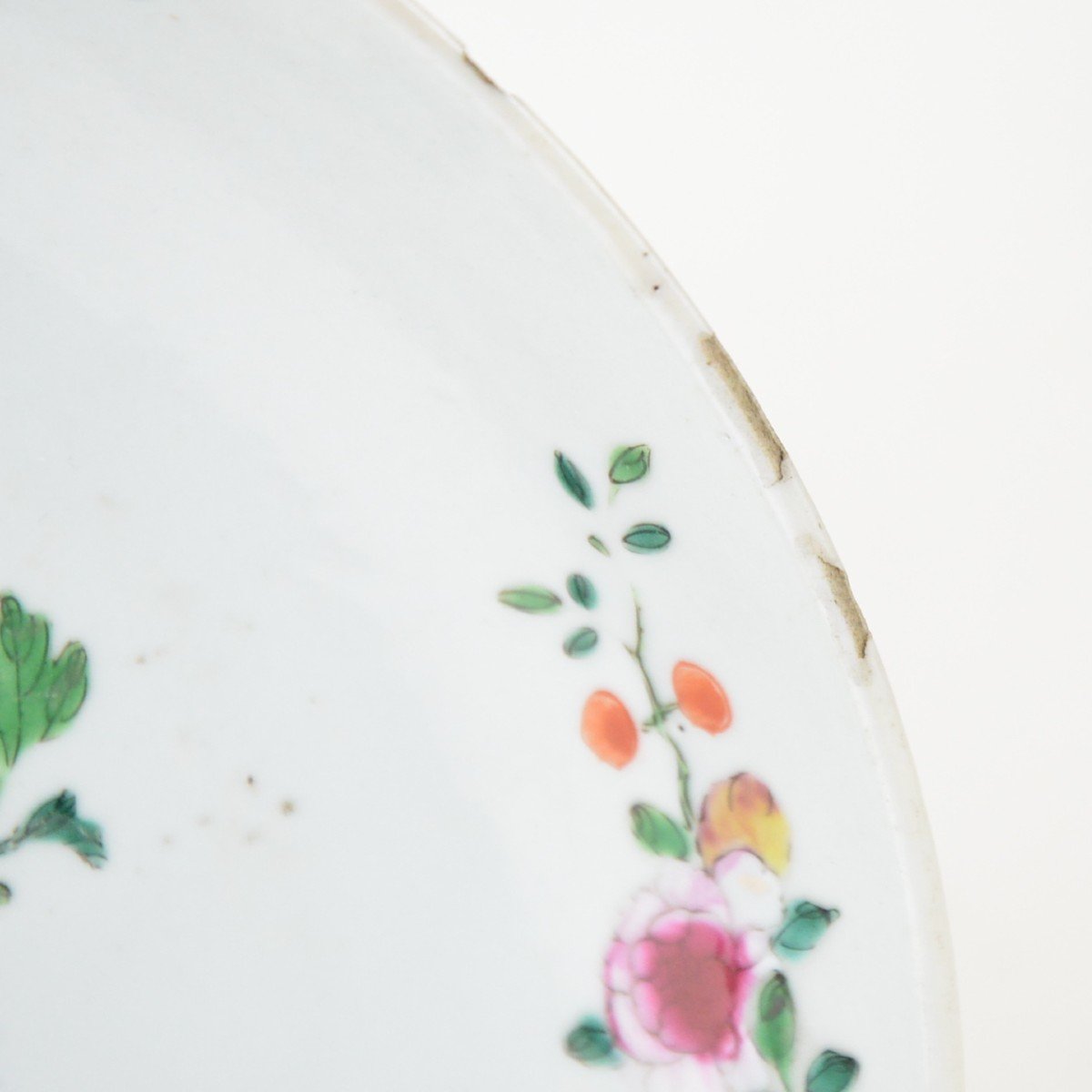 Chinese Porcelain Famille Rose Plate Guilded With Roosters, Qing Dynasty 18th Century-photo-4