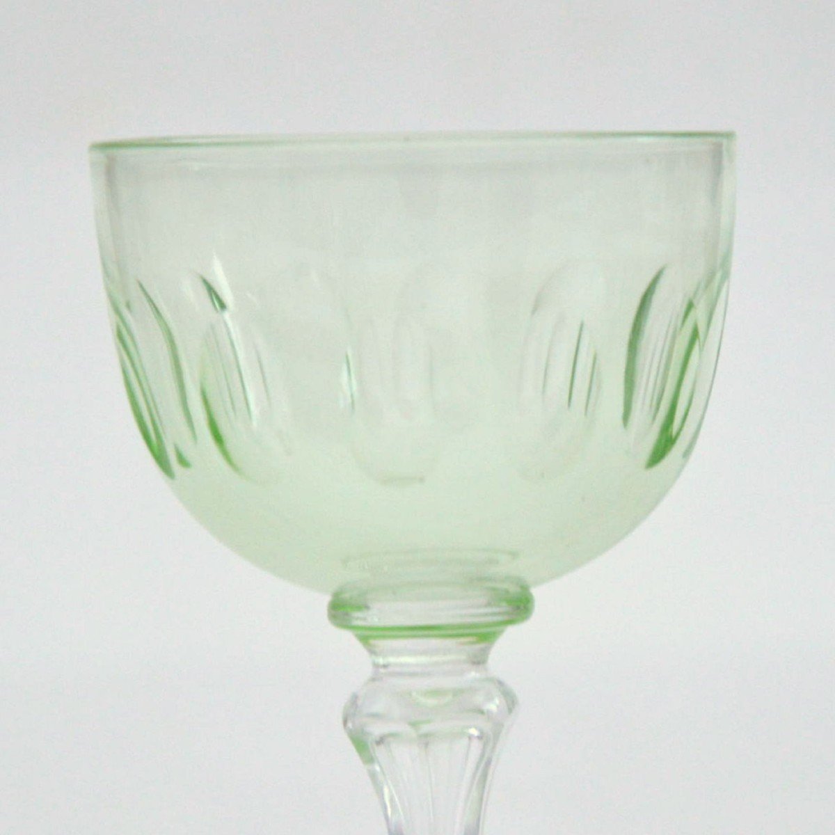 Six Uranium Crystal Wine Glasses From Val Saint Lambert-photo-3