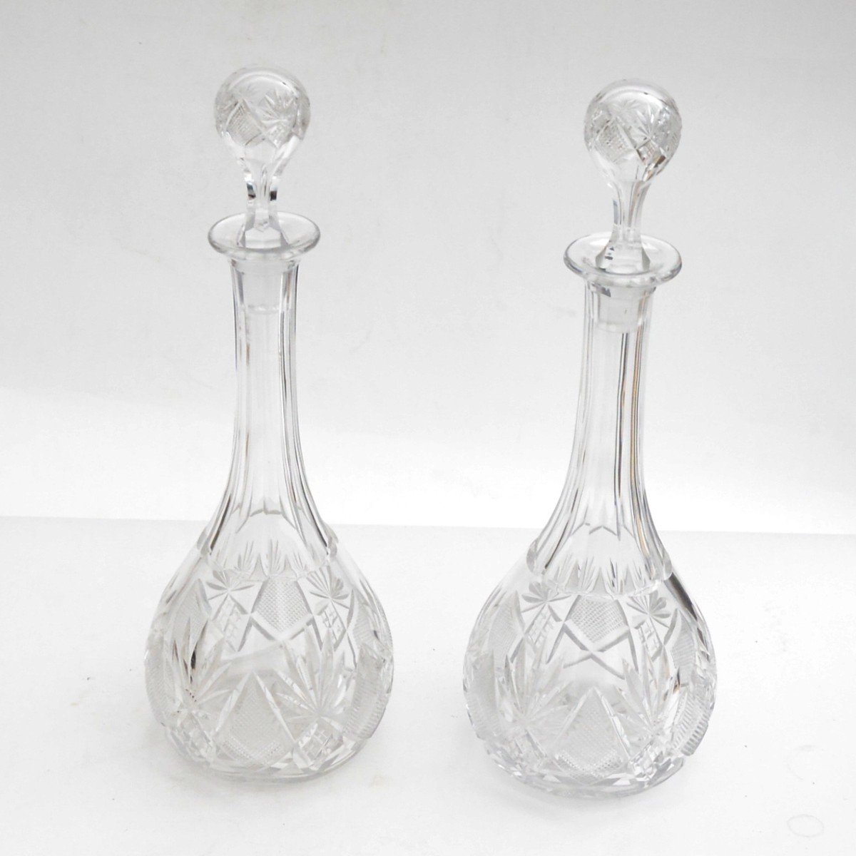Pair Of  19th Century Cut Crystal Carafes -photo-2
