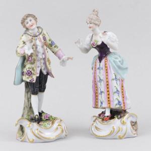 Pair Of Porcelain Figurines Representing Gallant Couple 19th Century