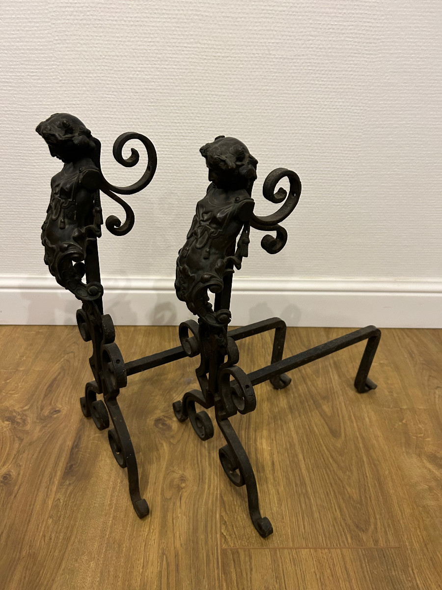 Une belle paire de chenets en bronze, XVIIIe siècle-photo-1