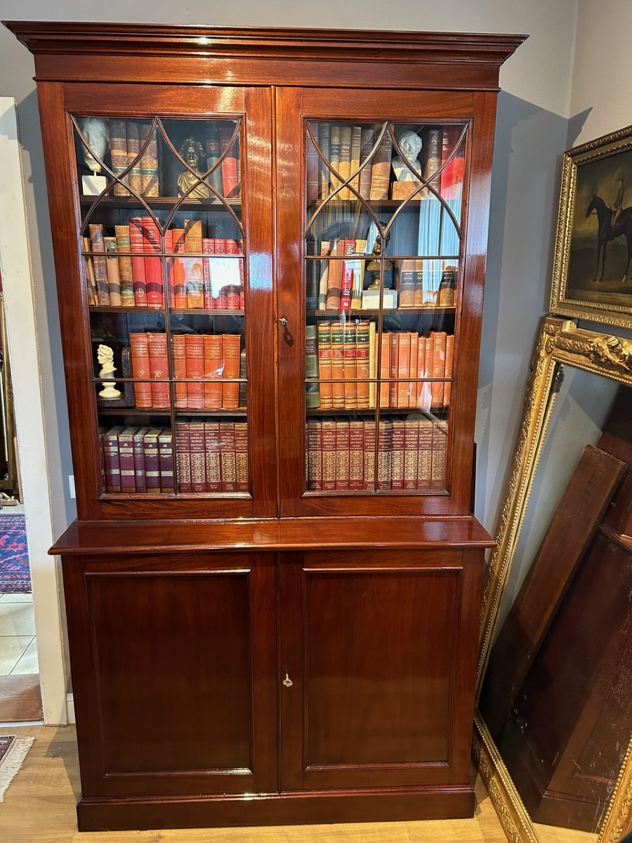 Bibliothèque deux portes en acajou de haute qualité avec deux tiroirs encastrés,  George IV-photo-7