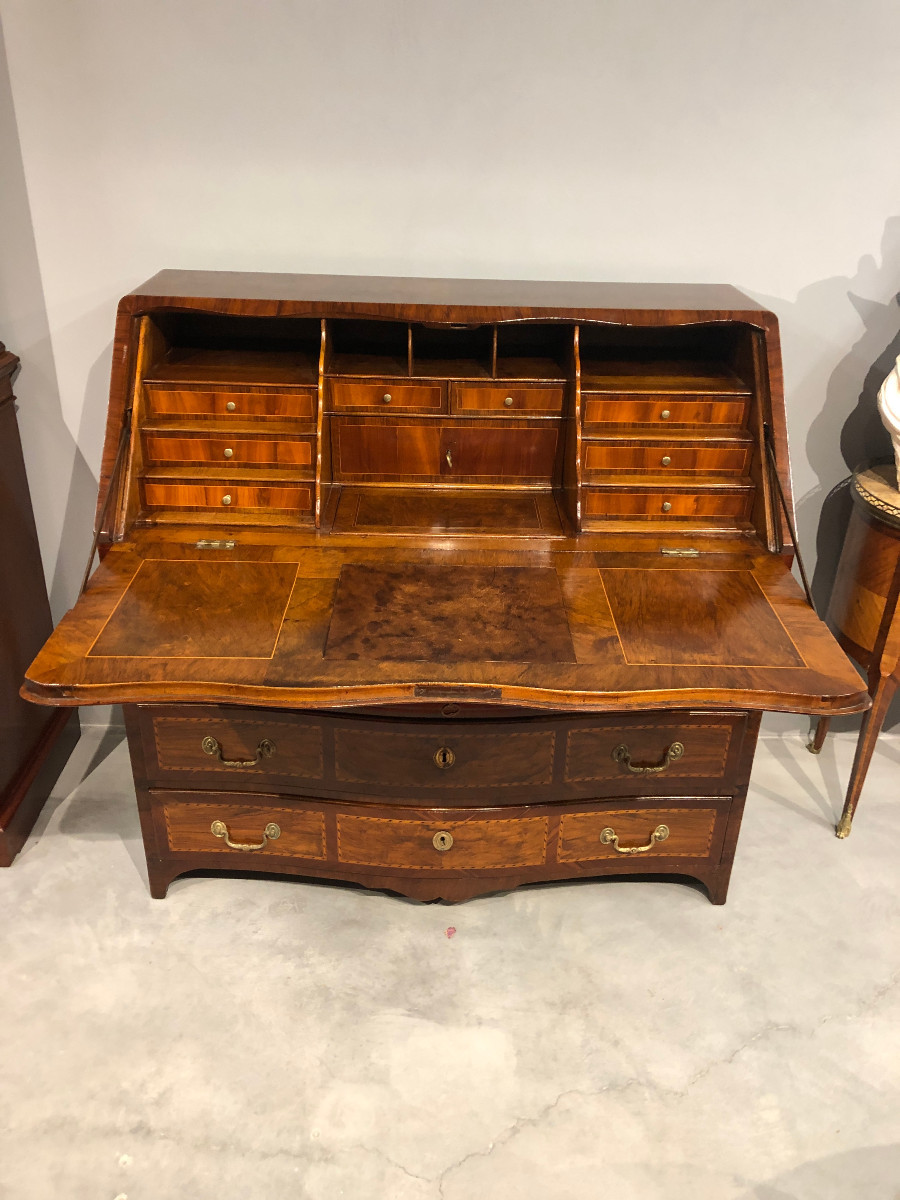 Secrétaire en noyer, époque Louis XVI-photo-2