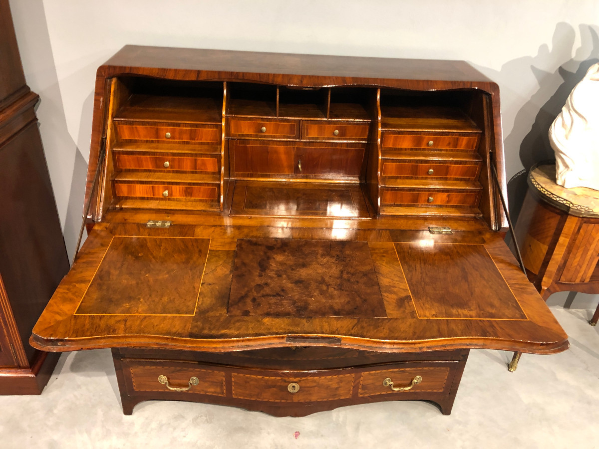 Secrétaire en noyer, époque Louis XVI-photo-2