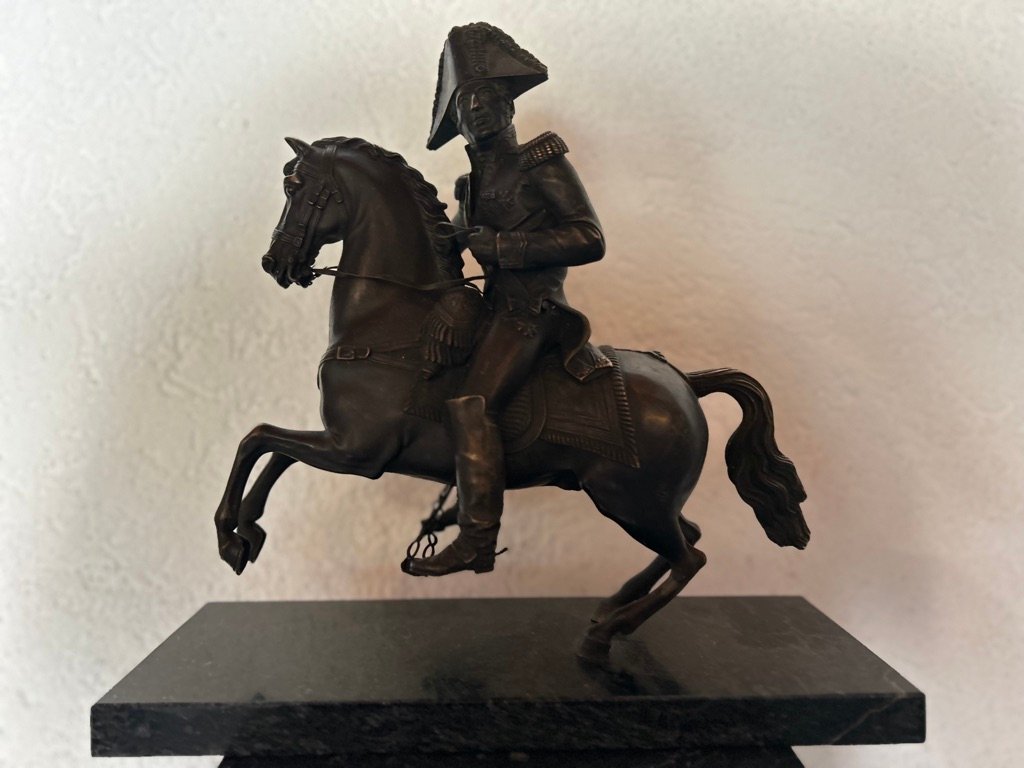 Statuette en bronze d'un général français à cheval du XIXe siècle