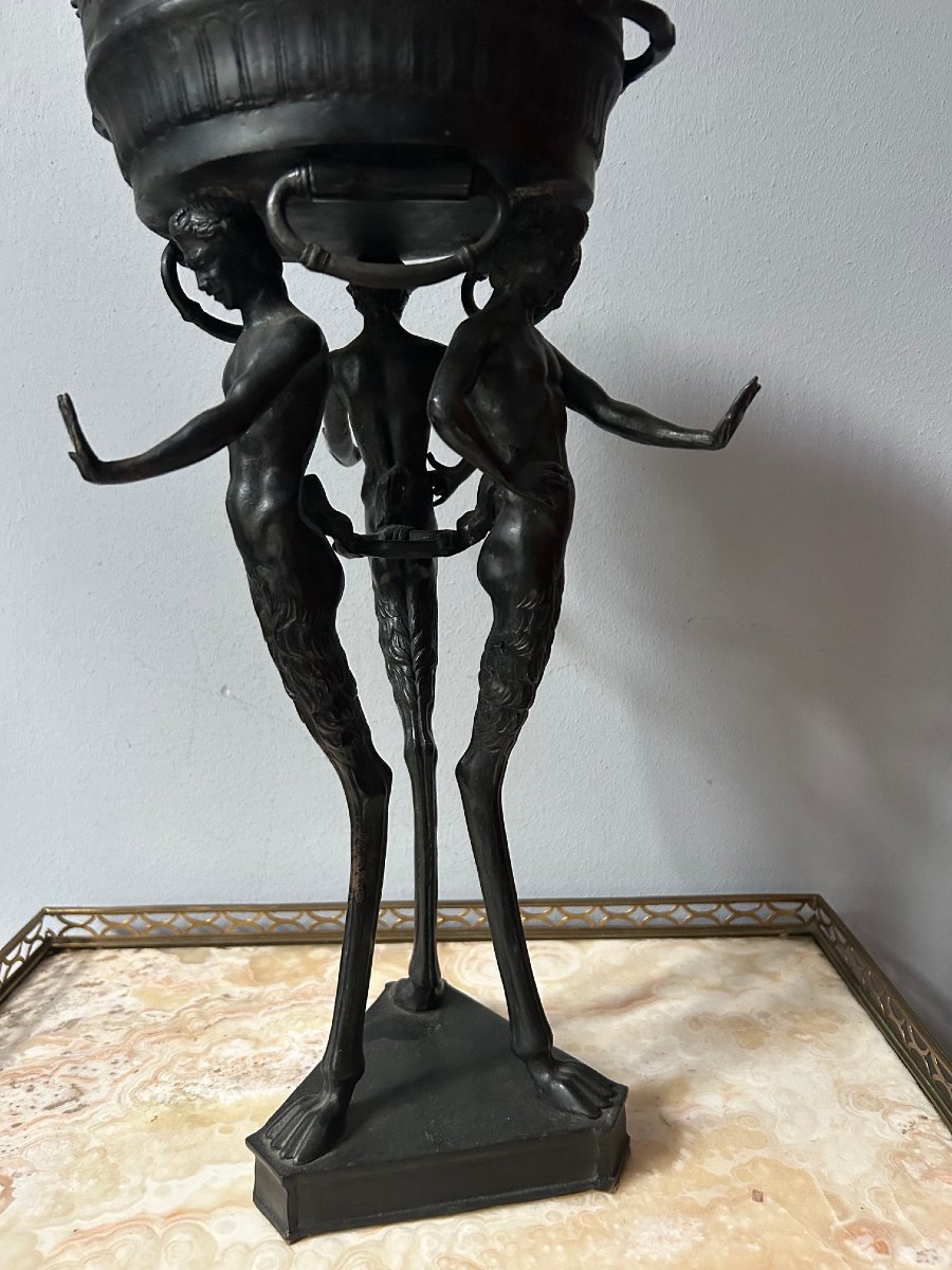 A 19th-century Athenian Bronze Tripod Planter-photo-3