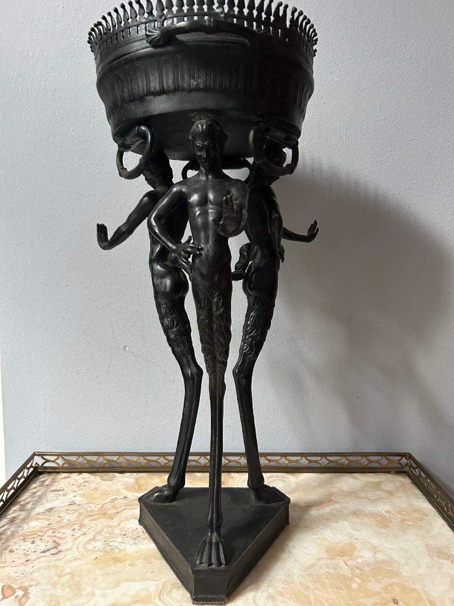 A 19th-century Athenian Bronze Tripod Planter-photo-4
