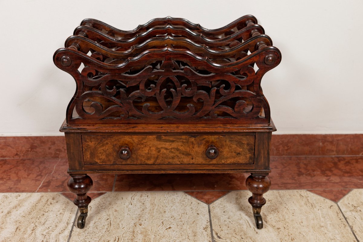 Porte-revues en ronce de noyer, eppoque Victorienne-photo-3