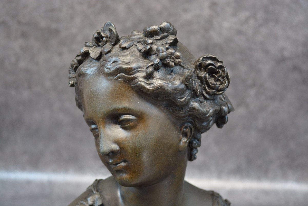 Buste d'Une Jeune Fille En Bronze-photo-3