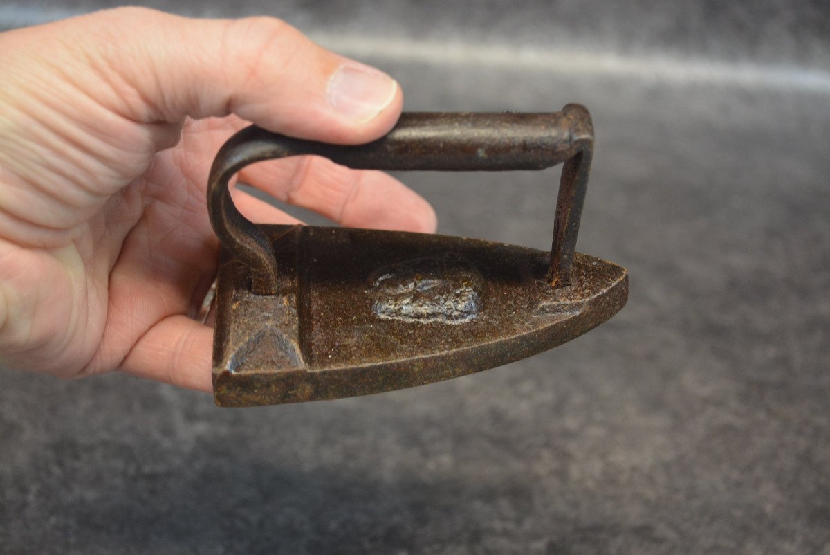 Rare Small Lace Iron Head Of Bacchus-photo-4