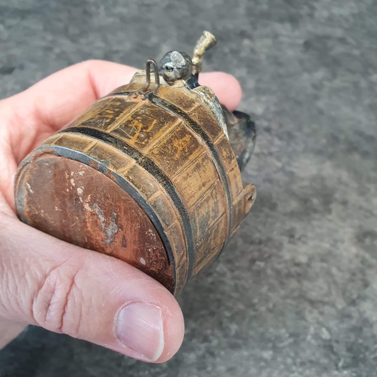 Rare Bulldog Piggy Bank-photo-5