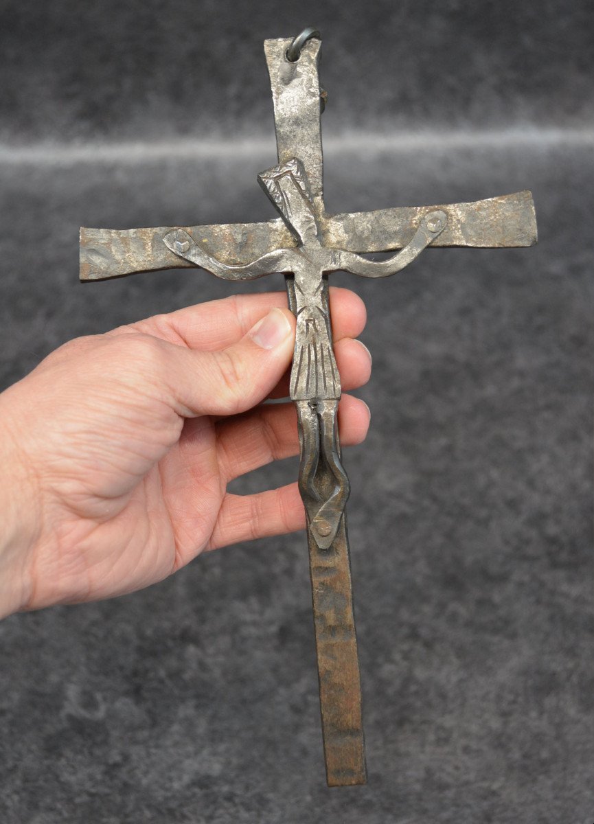 Christ Sur La Croix En Fer Forgé