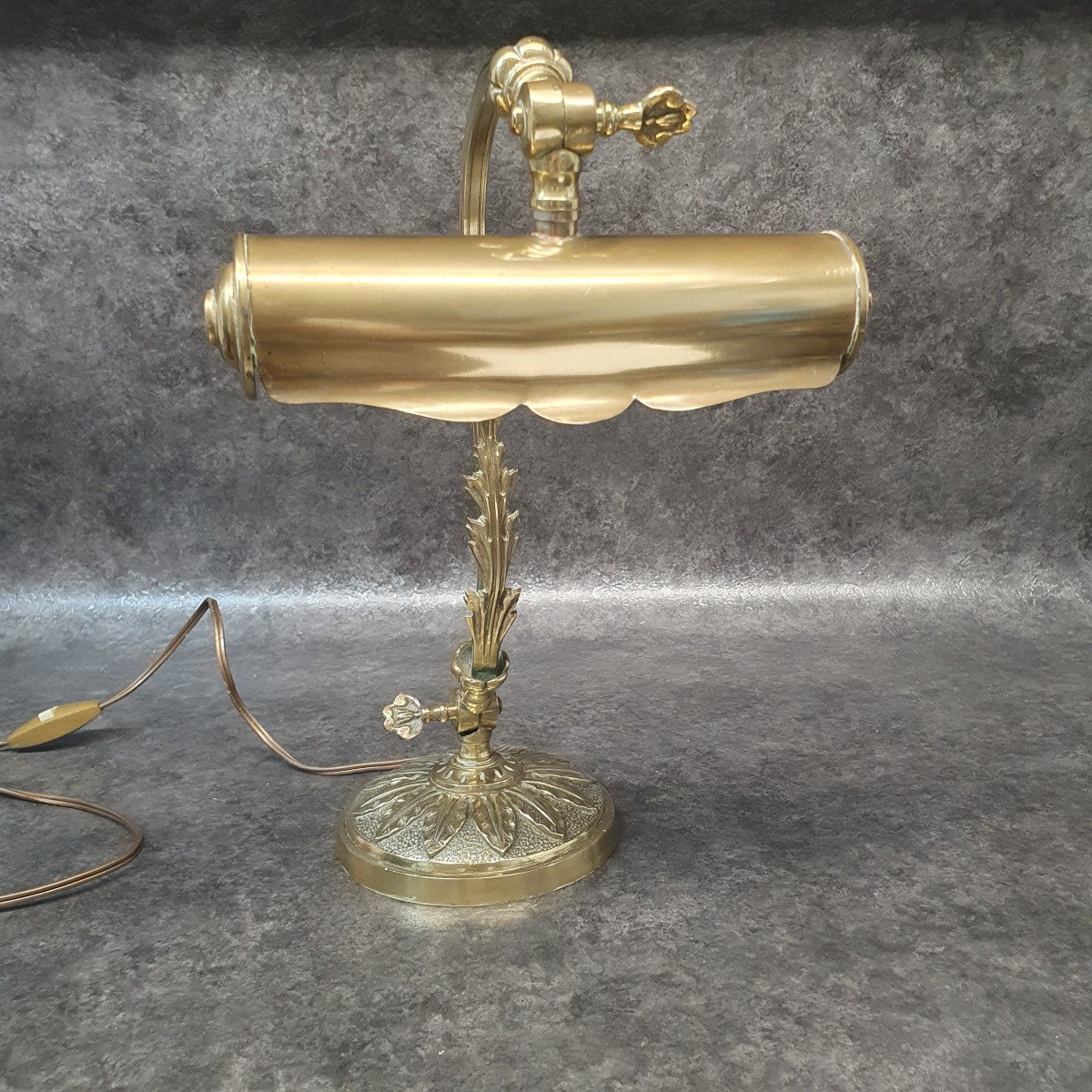 P.gilles Bronze Desk Lamp-photo-3