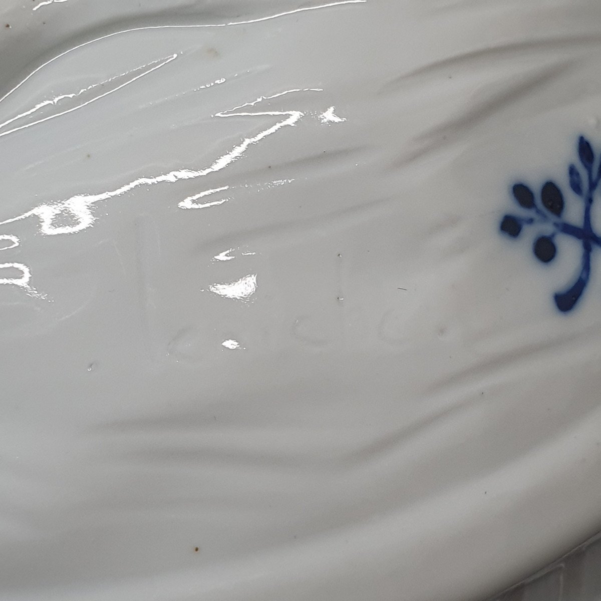 Amour En Porcelaine Signé Leriche-photo-4