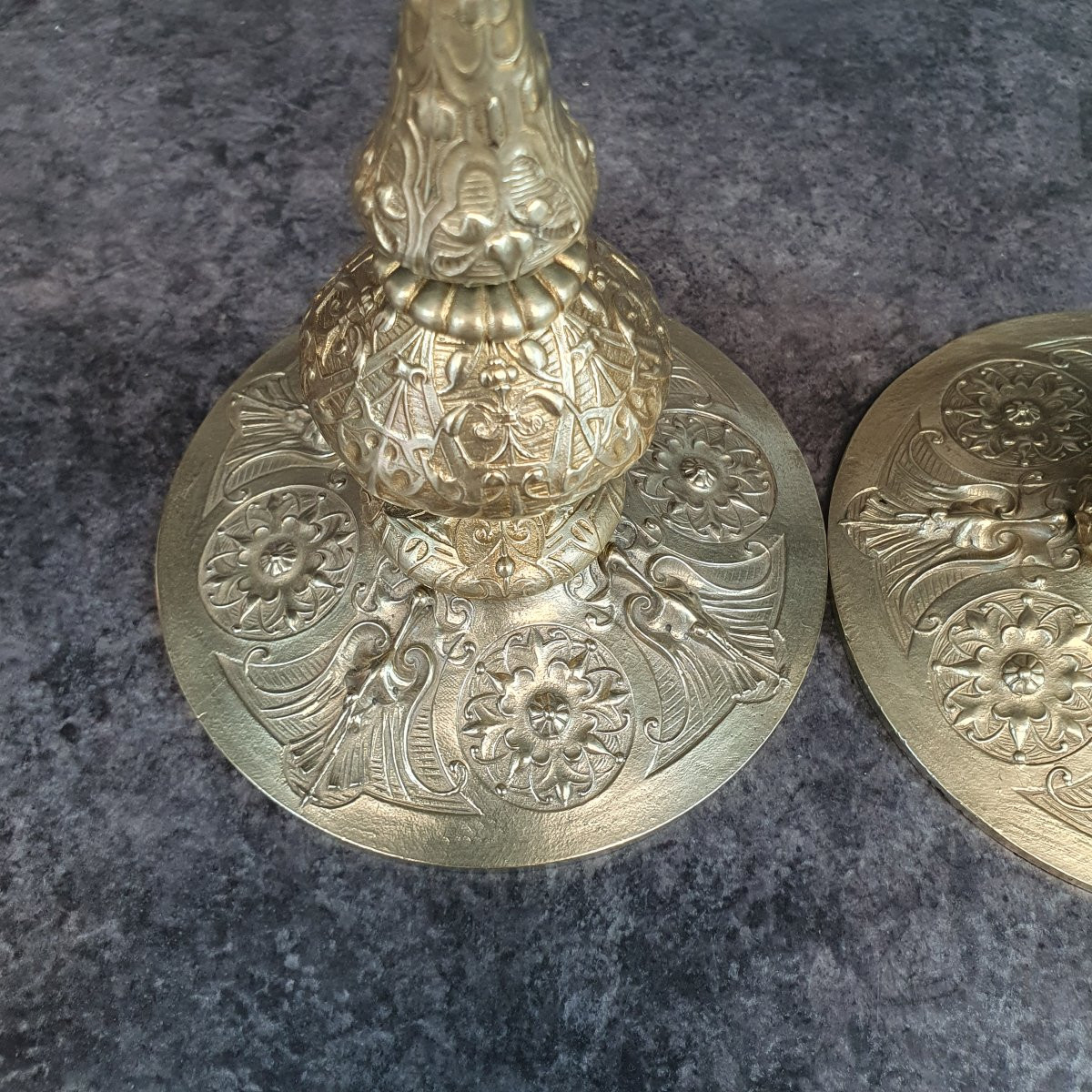 Pair Of Bronze Candlesticks With Stilt Decor-photo-4