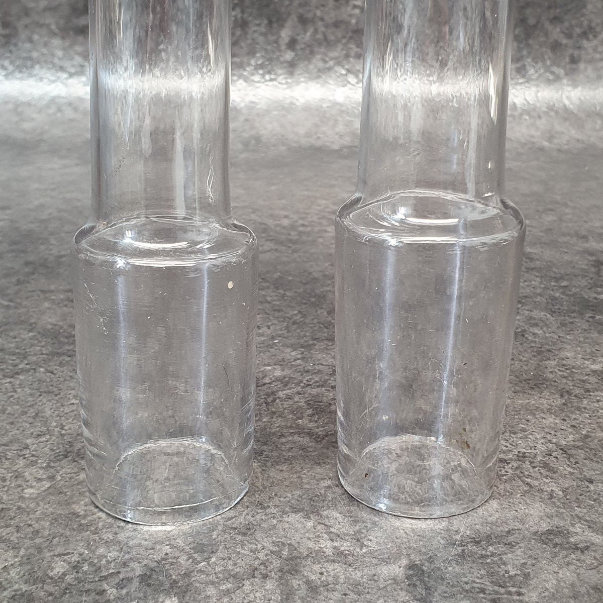 Set Of 2 19th Century Oil Lamp Glasses-photo-3