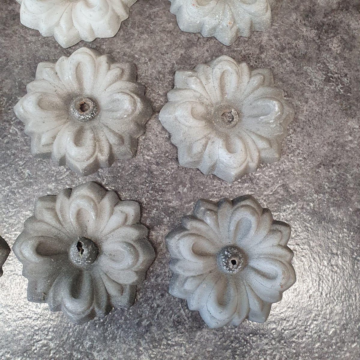 Set Of 10 Zinc Rosettes For Decoration-photo-2