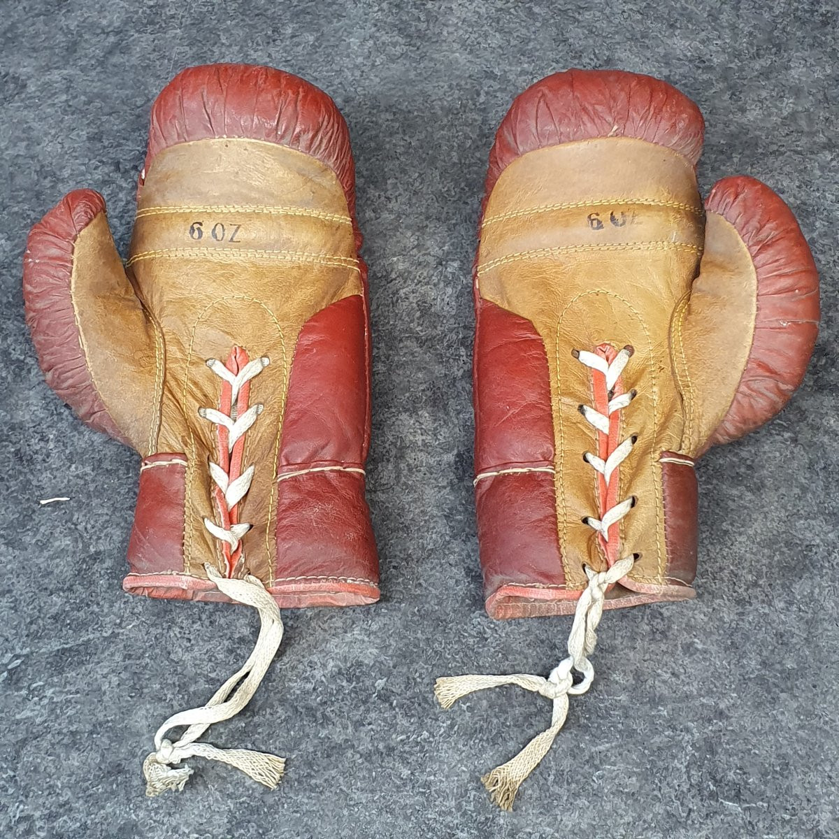 paire de gant de boxe en cuir-photo-3