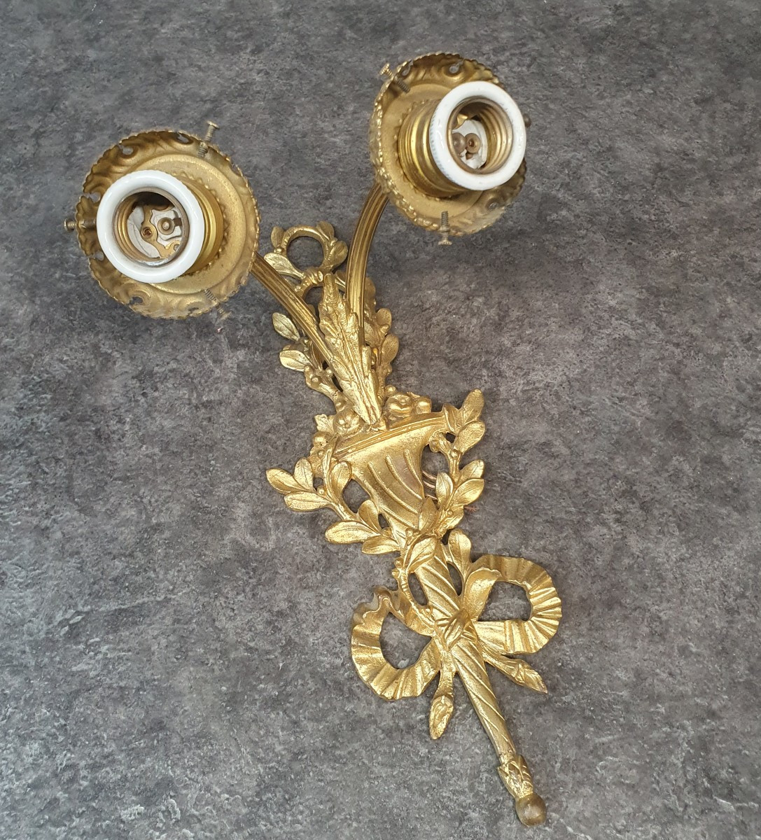 applique double en bronze 