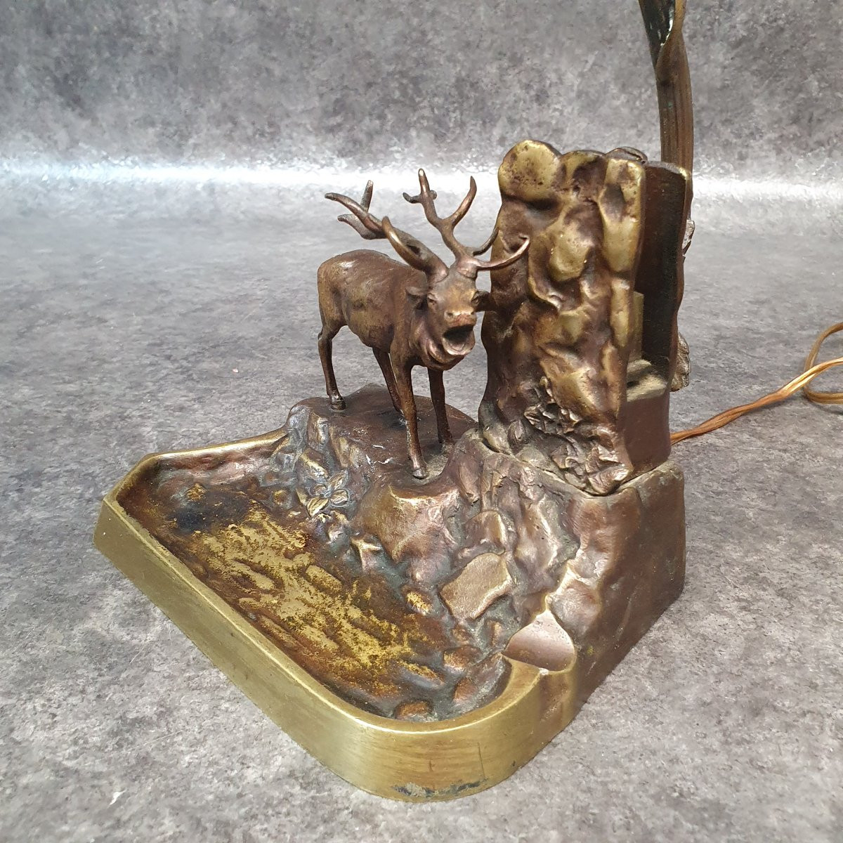 Lampe de bureau bronze pour fumeur-photo-4