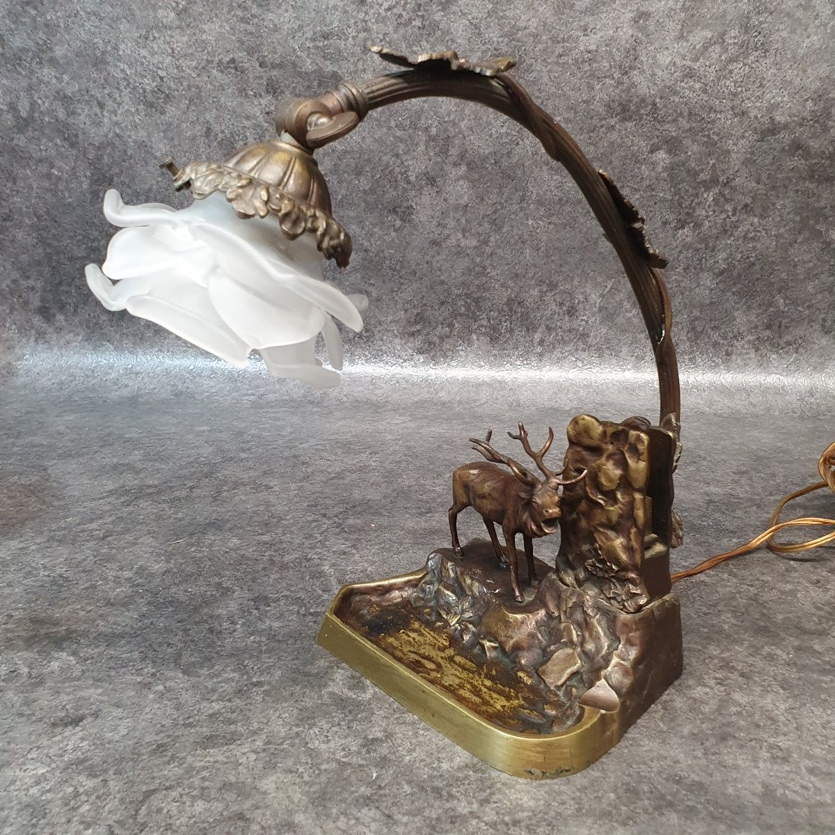 Lampe de bureau bronze pour fumeur-photo-1