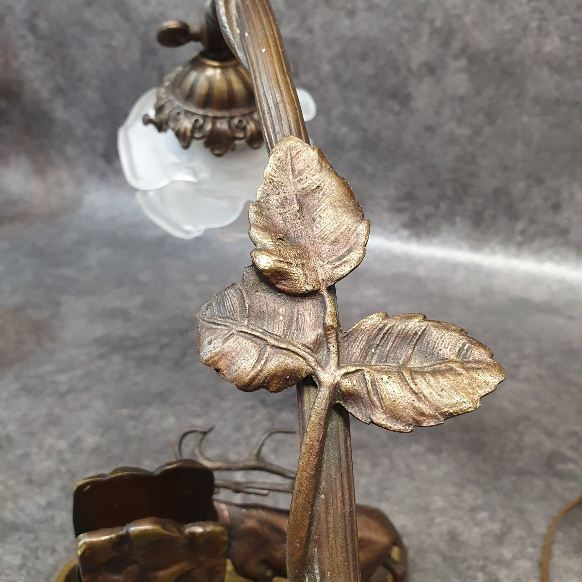 Lampe de bureau bronze pour fumeur-photo-4