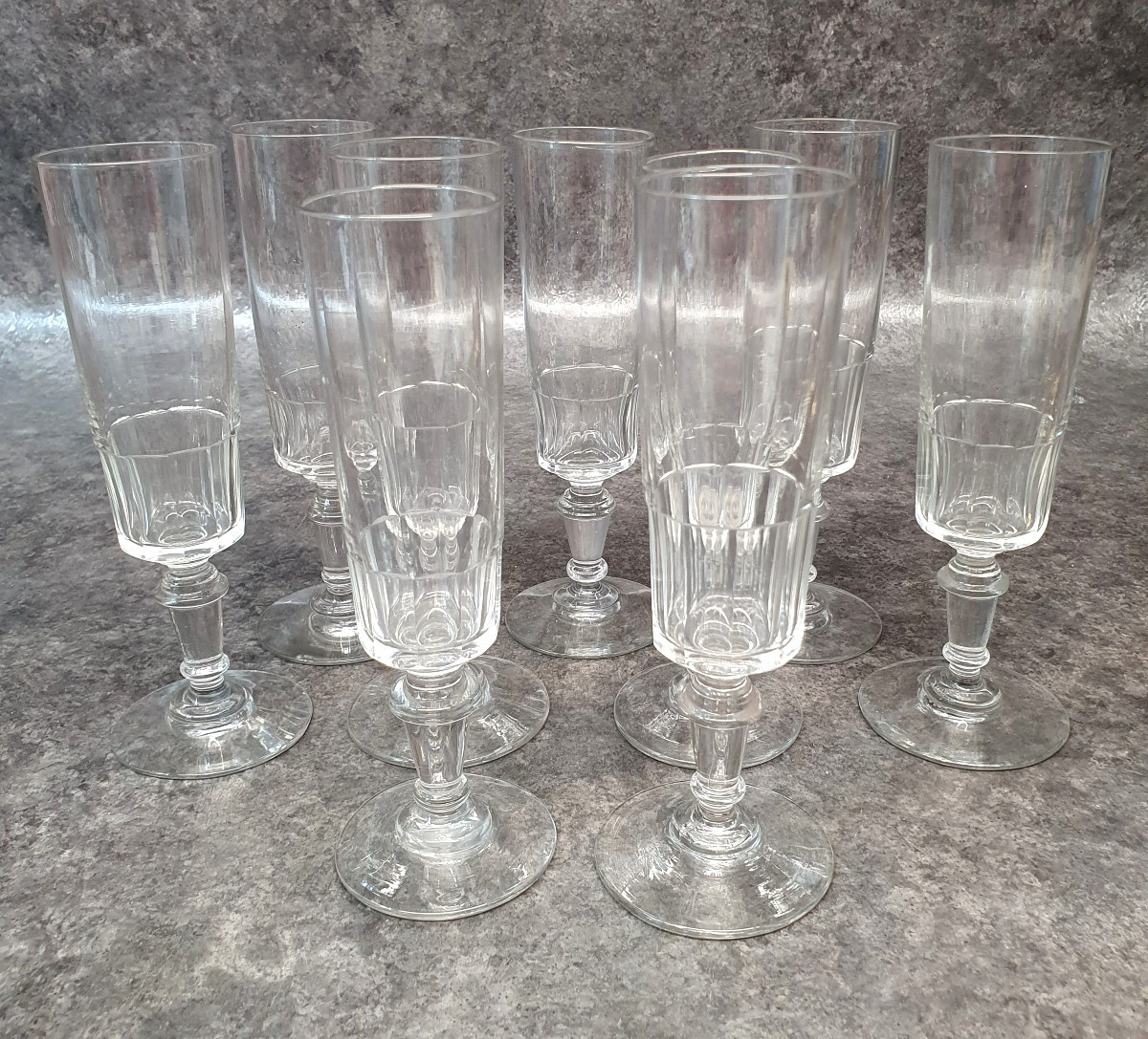 9 Champagne Flutes