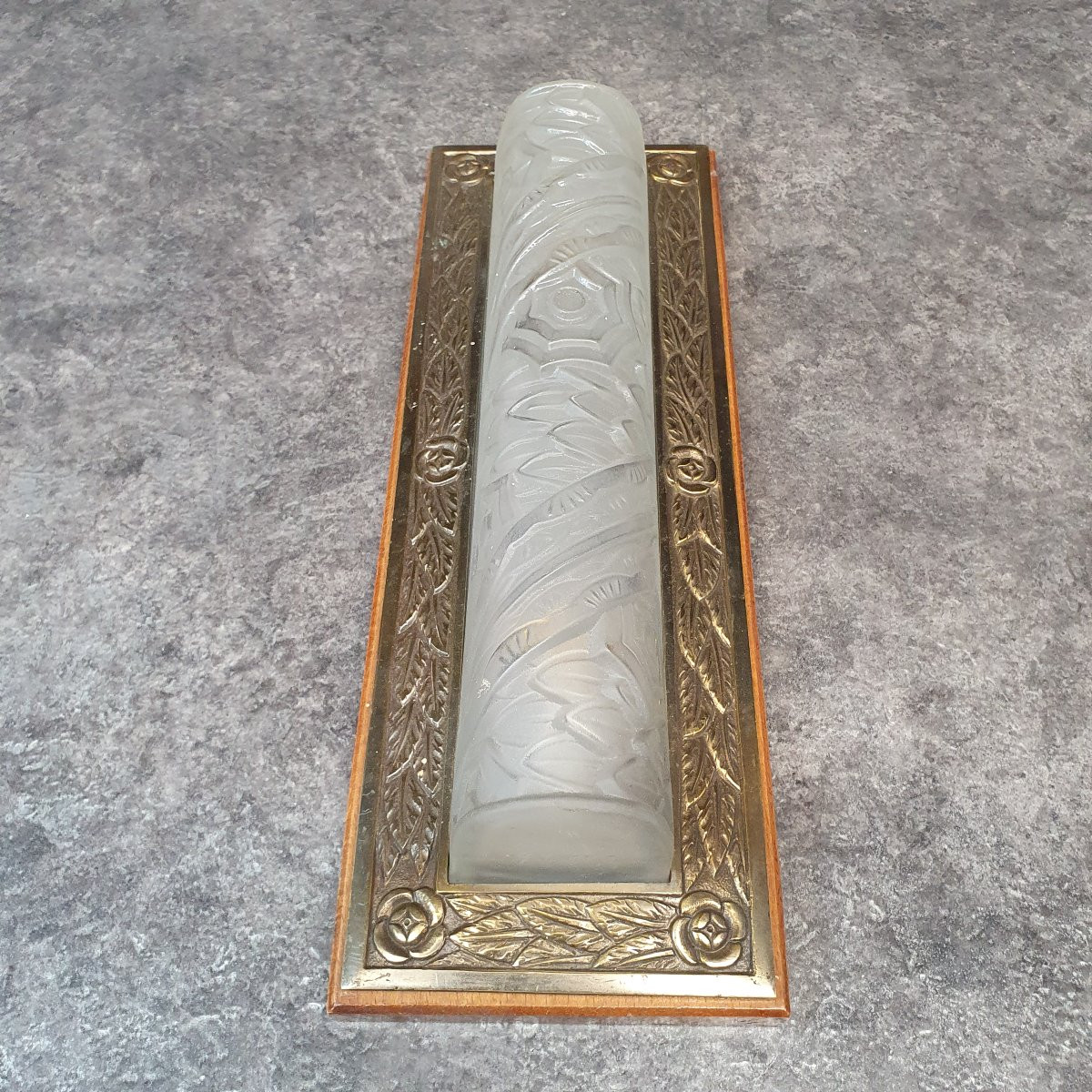 Schneider Art Deco Wall Sconce-photo-3