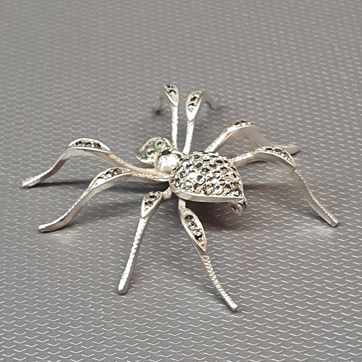 Broche araignée en argent et marcassites-photo-2