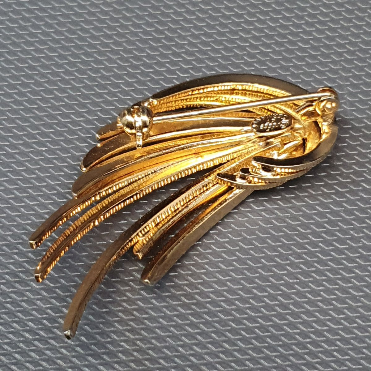 Broche Grosse Christian Dior-photo-1