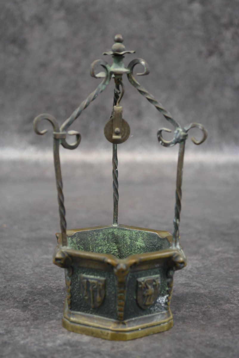 Max The Glassmaker Bronze Well-photo-4