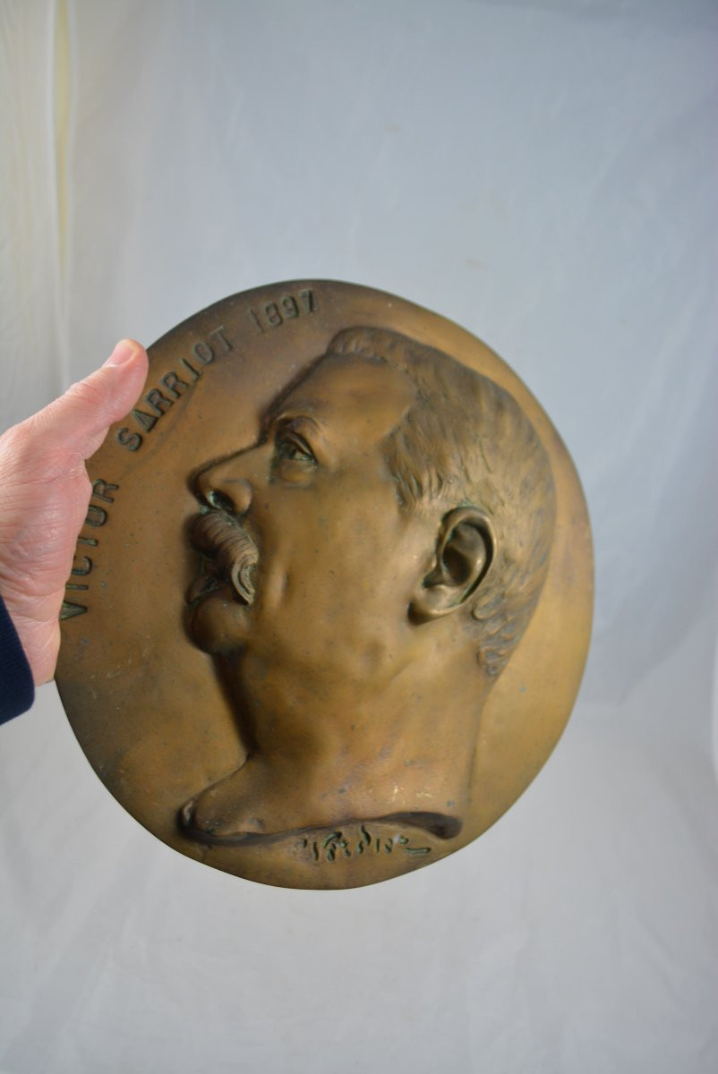 Large Bronze Medallion Victor Sarriot-photo-2