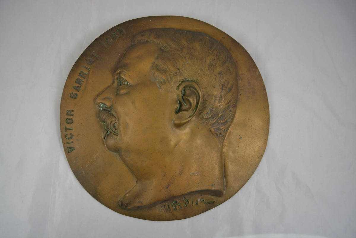 Large Bronze Medallion Victor Sarriot