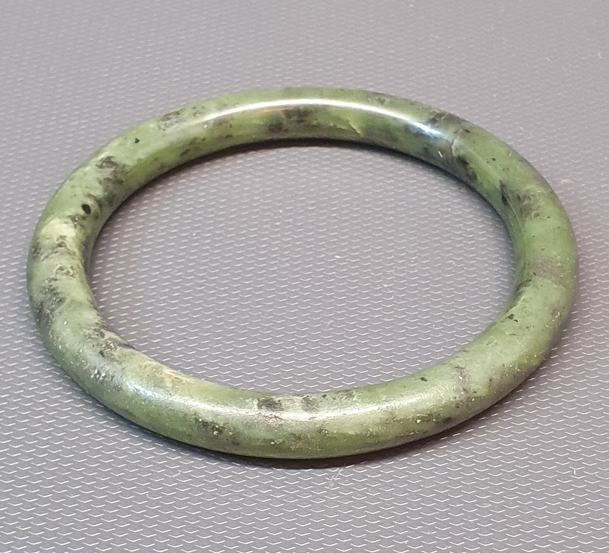 bracelet jonc en jade-photo-2