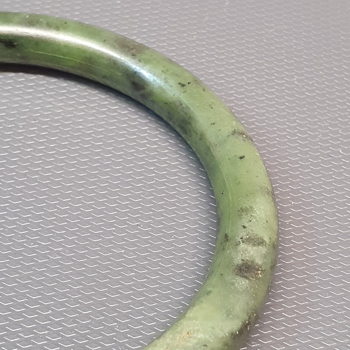 bracelet jonc en jade-photo-1