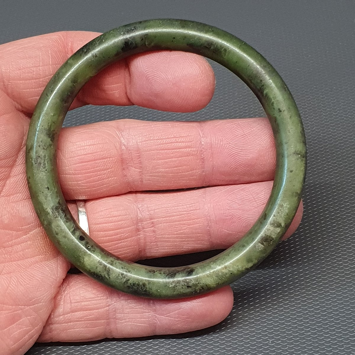 bracelet jonc en jade-photo-2