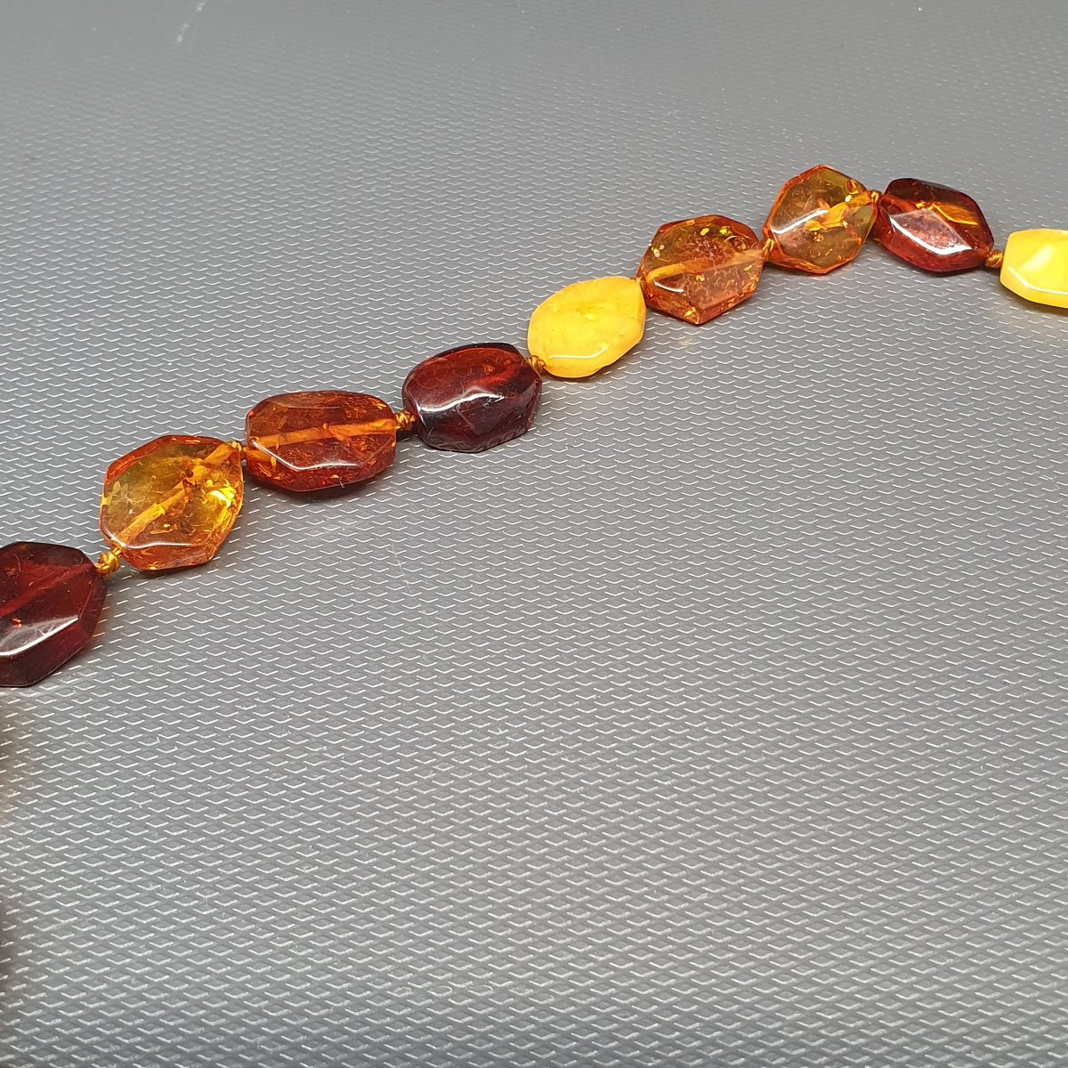 collier en ambre -photo-4