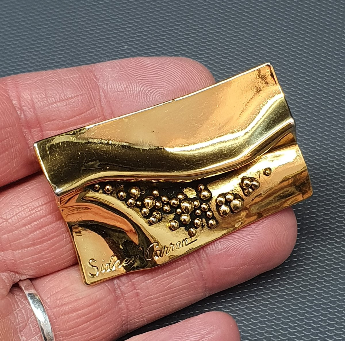 Sidney Carron Brooch-photo-3