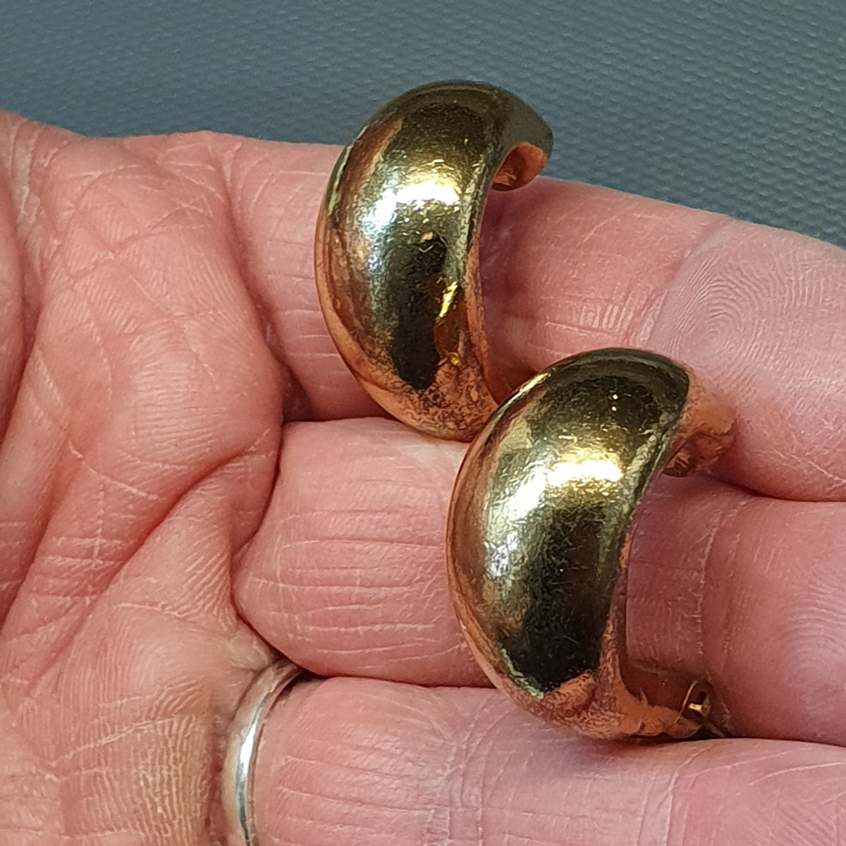 Paire de boucle d'oreilles YSL - Yves Saint Laurent-photo-1