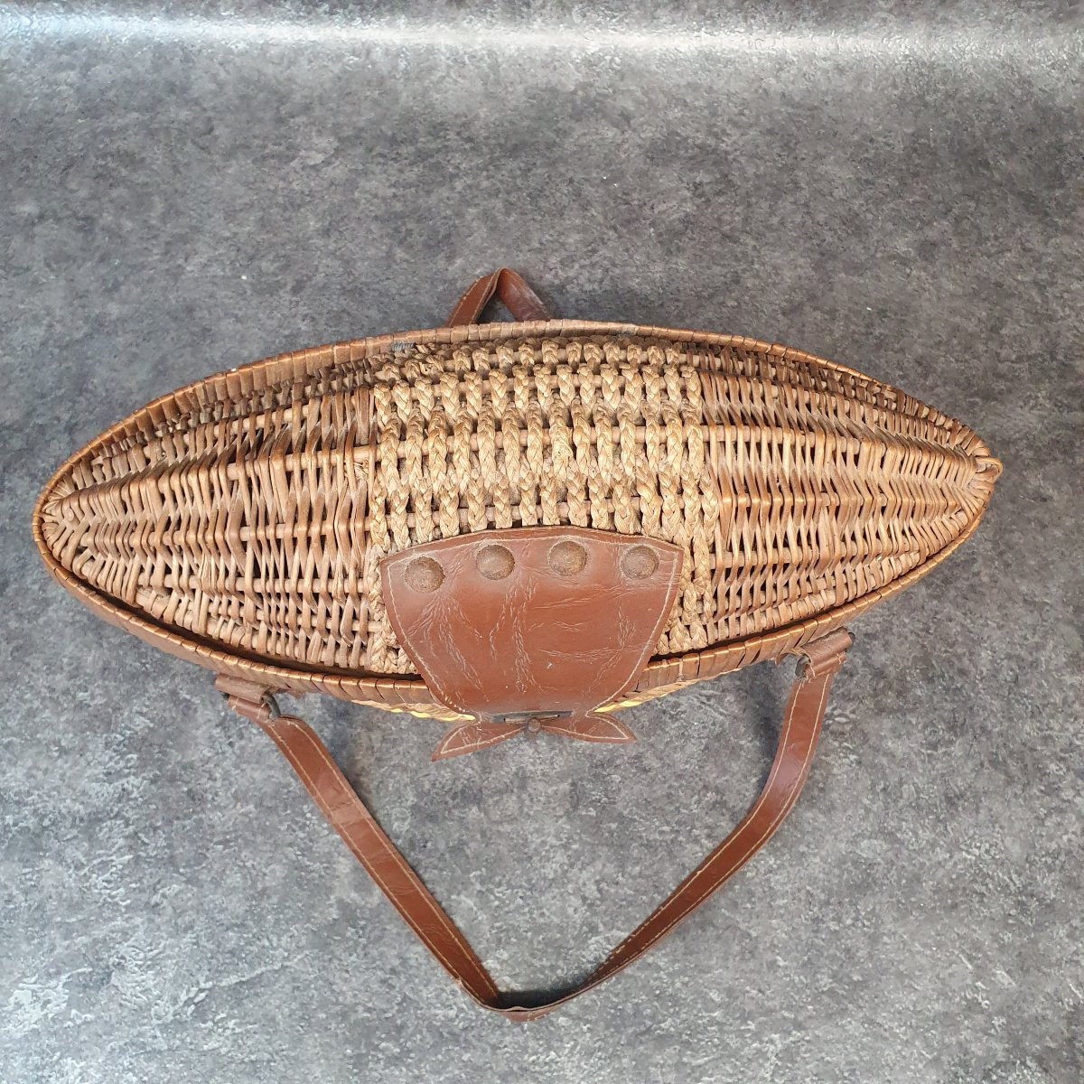 Wicker Fishing Basket-photo-4