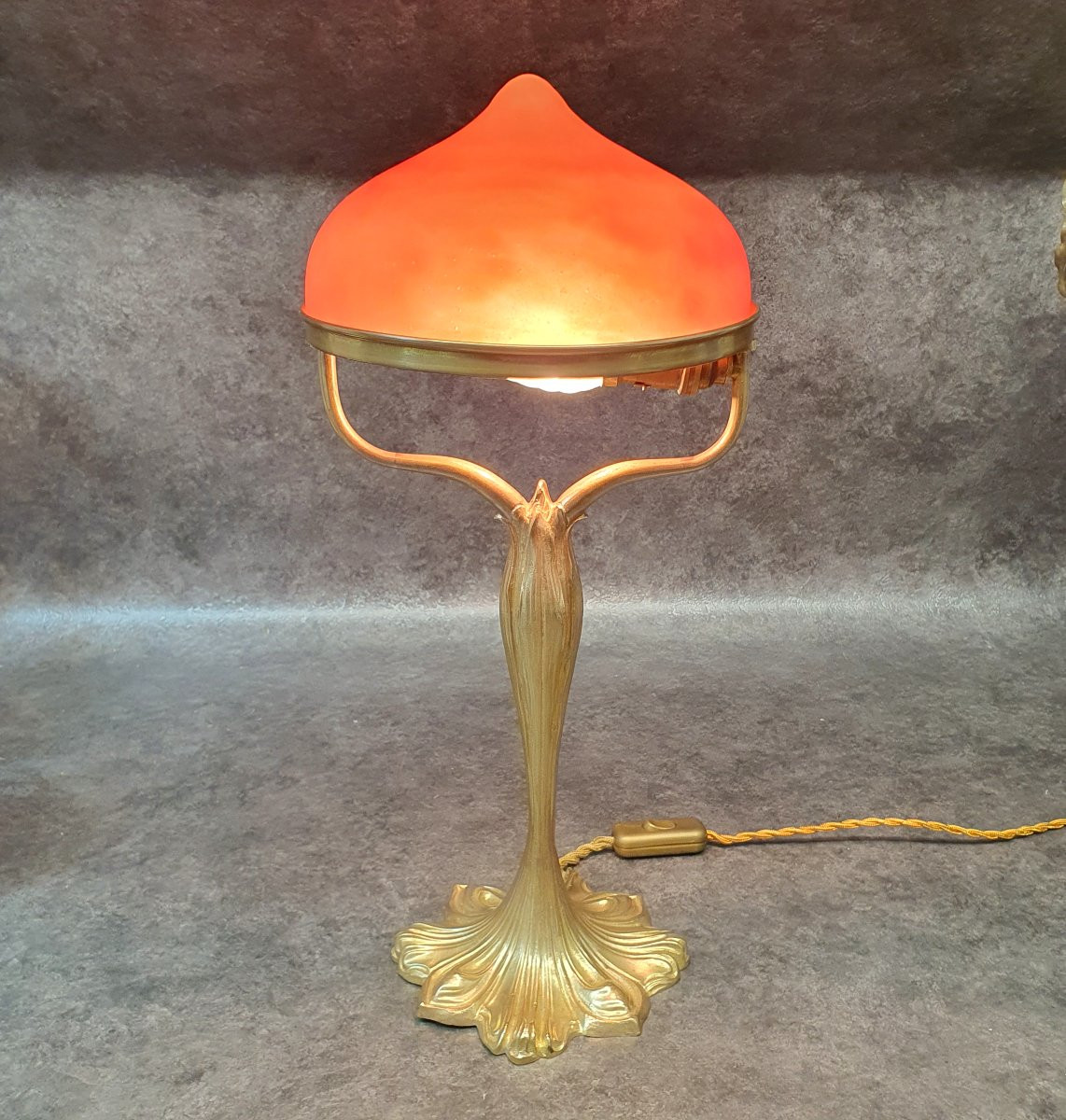 Art Nouveau Bronze Lamp-photo-7