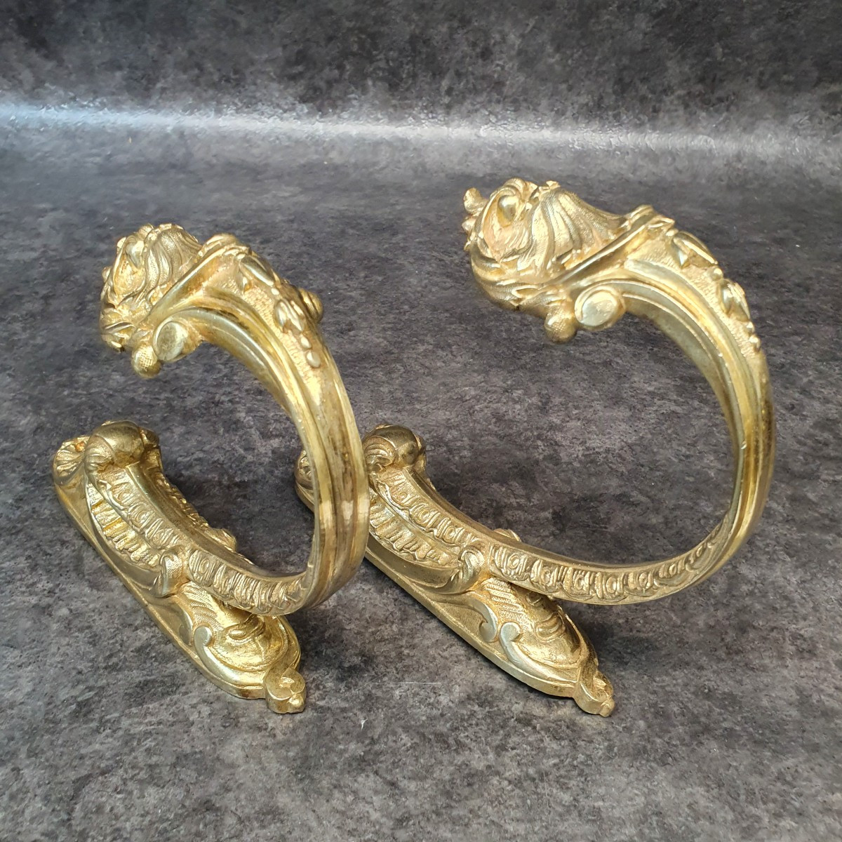 Pair Of Bronze Kissers