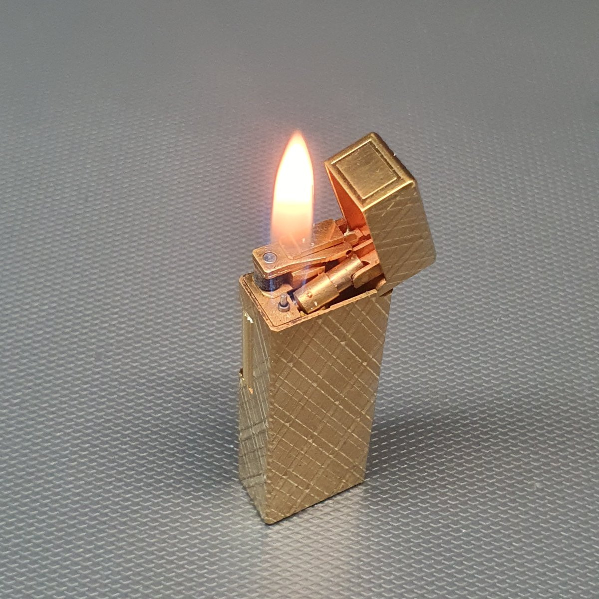 Briquet John Sterling plaqué or-photo-4