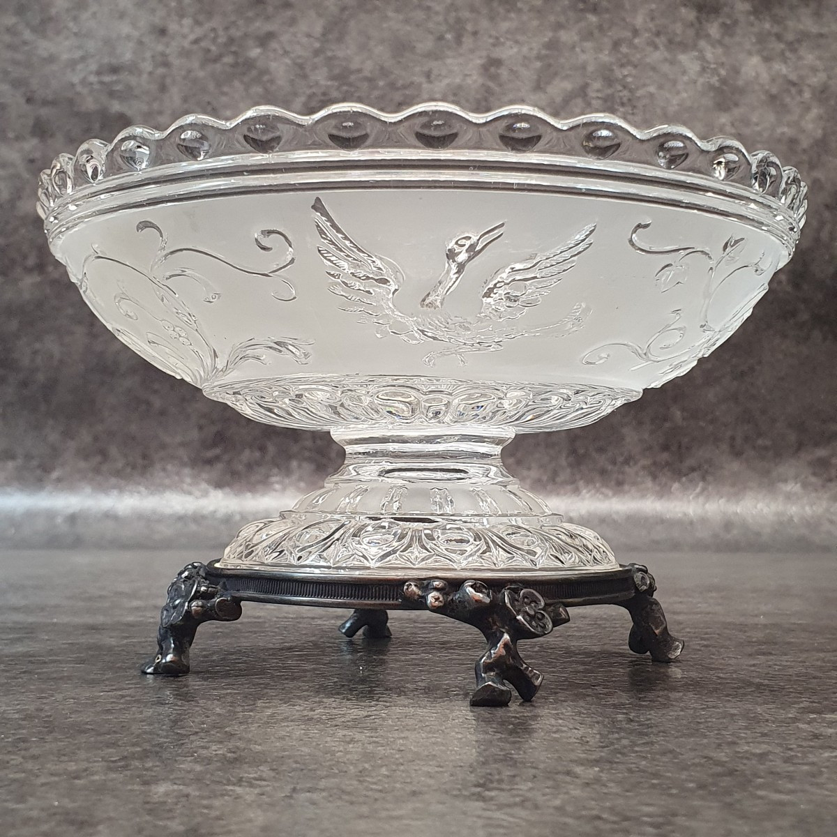 coupe en cristal de baccarat
