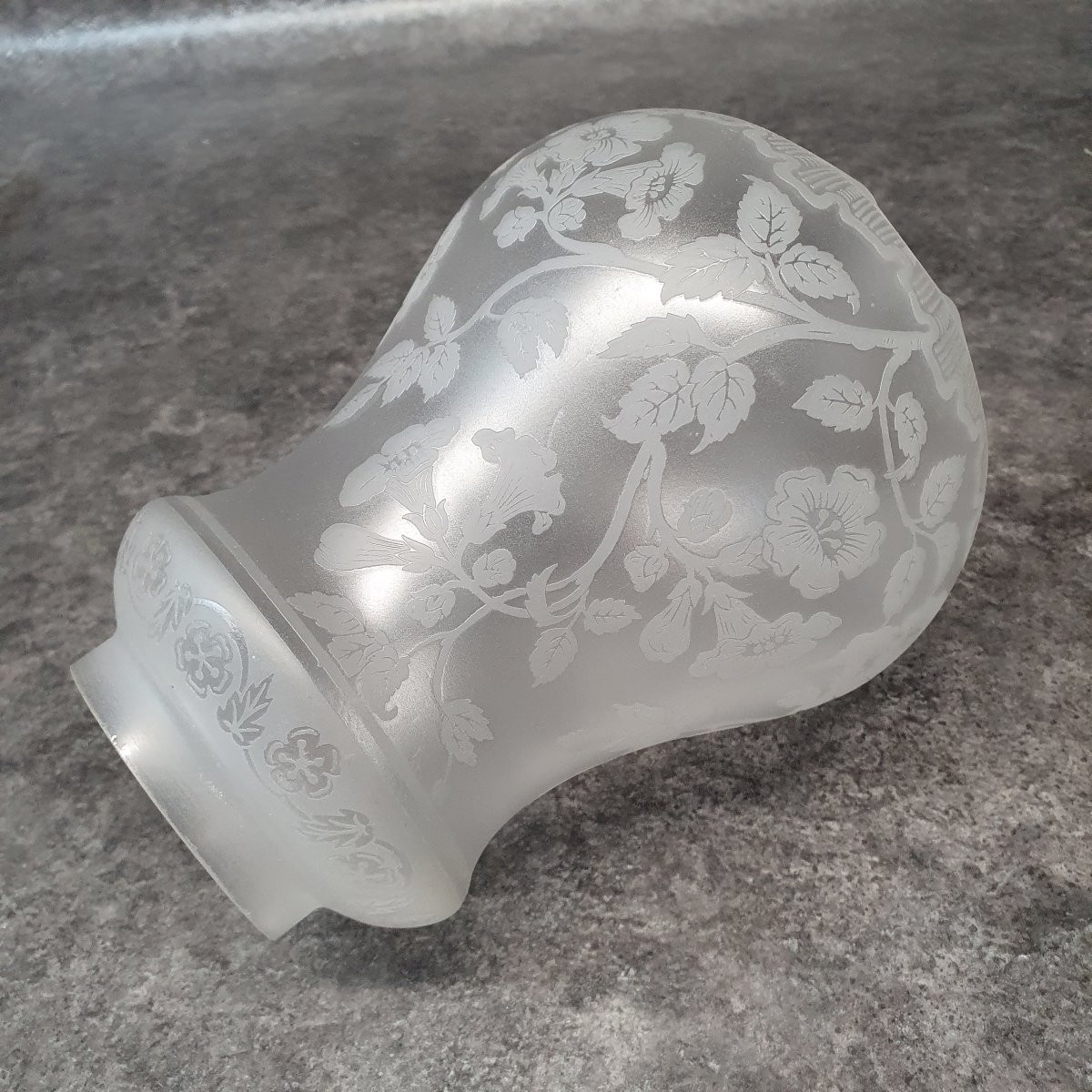 St Louis Oil Lamp Globe-photo-1
