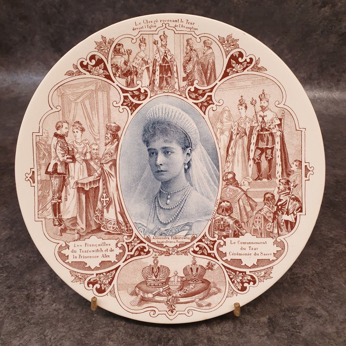 Paire d'assiettes Sarreguemines Nicolas II et Alexandra - empereur de Russie-photo-2
