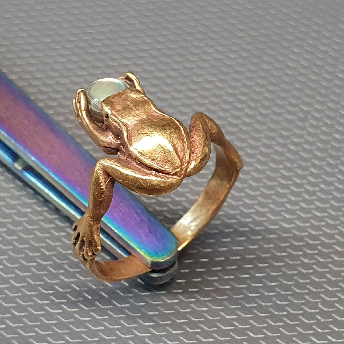 Art Nouveau Frog Ring-photo-4