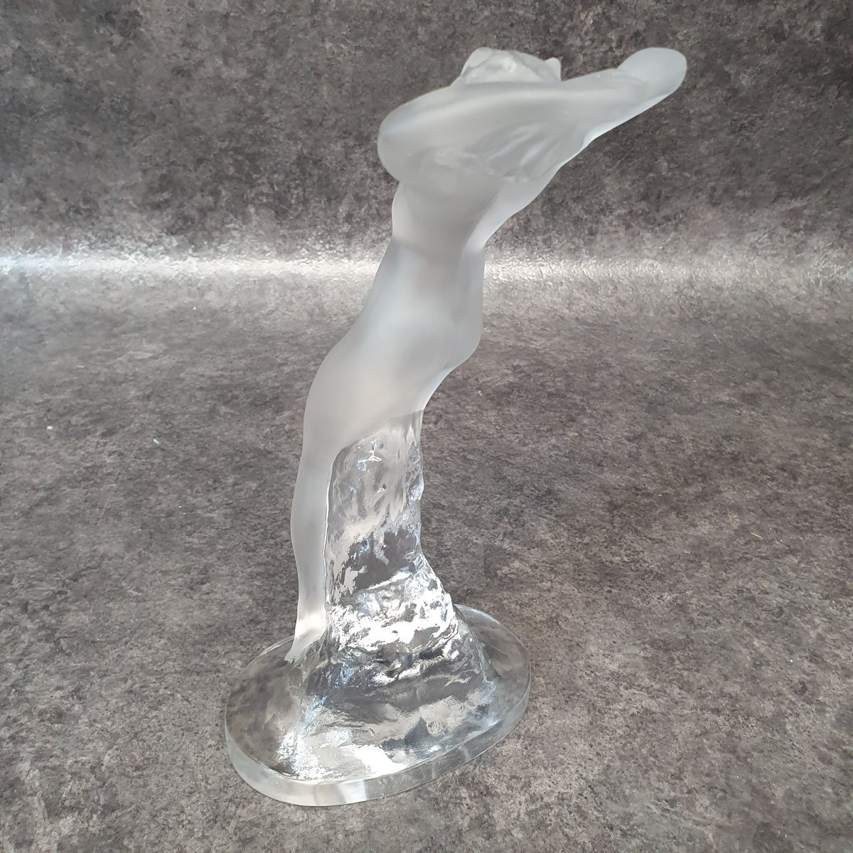 LALIQUE - Statuette "Danseuse aux bras levés "-photo-2