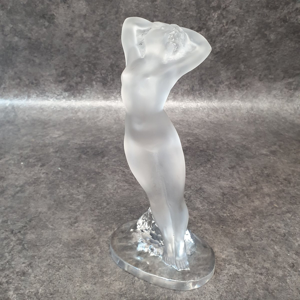LALIQUE - Statuette "Danseuse aux bras levés "-photo-5