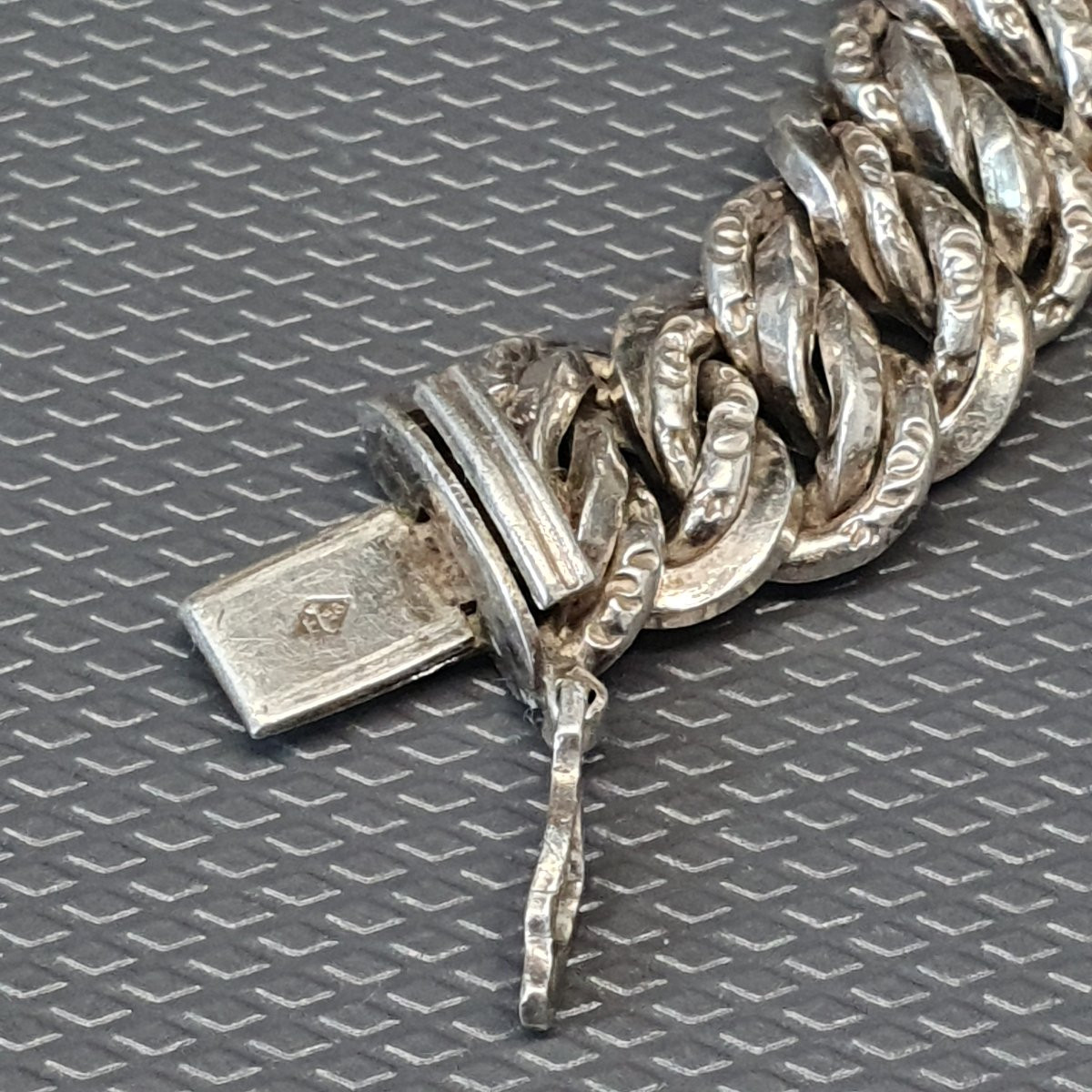 American Silver Mesh Bracelet-photo-4